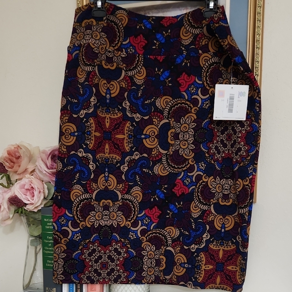 LuLaRoe Blue Red Embellished Pencil Midi Skirt - Picture 4 of 9